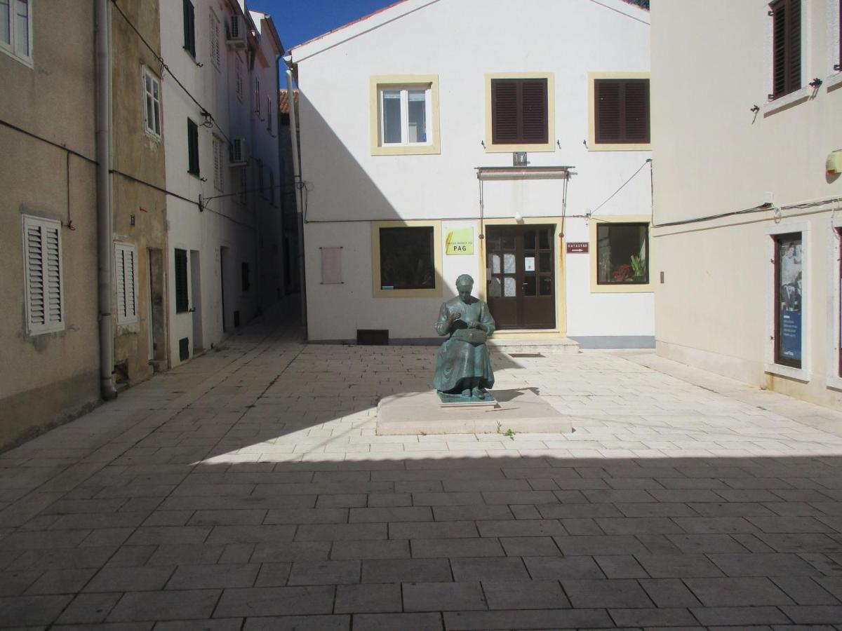Villa Gabriel Pag Town Eksteriør billede