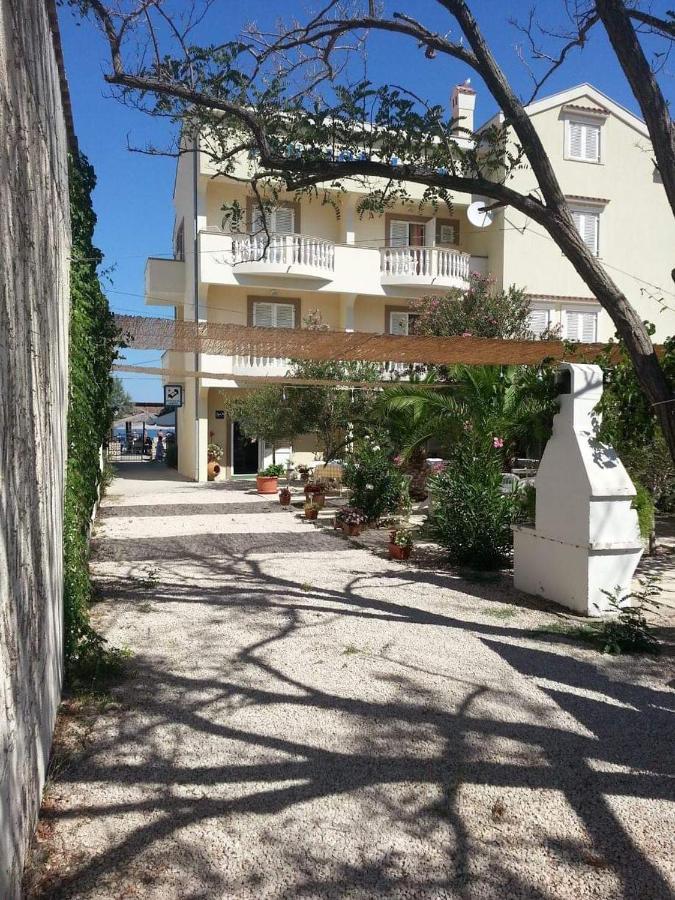 Villa Gabriel Pag Town Eksteriør billede